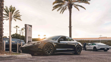 EE.UU. El Porsche Taycan eléctrico se prueba entre Los Ángeles y San Diego