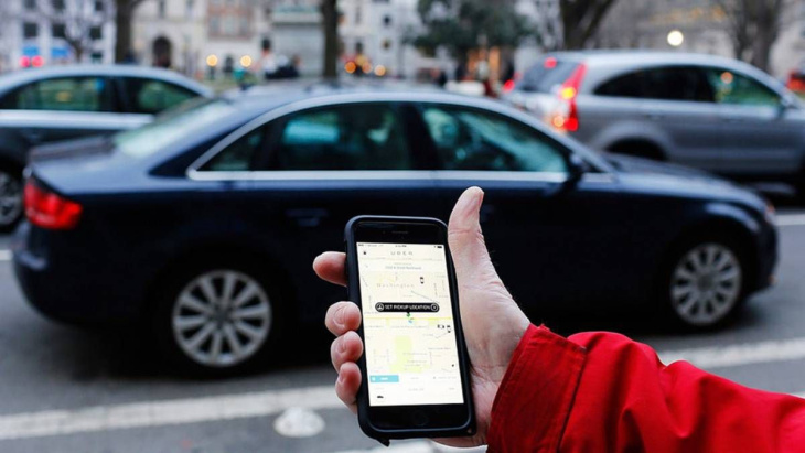 ¿cuánto cuesta una licencia de uber, cabify y bolt en españa?