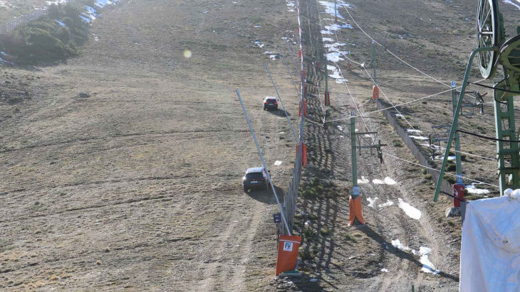 probamos el volkswagen touareg en las condiciones más extremas: subimos a los 2.098 metros de la pinilla