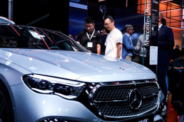 Mercedes-Benz advierte de que la geopolítica y las tensiones comerciales pesarán en 2024
