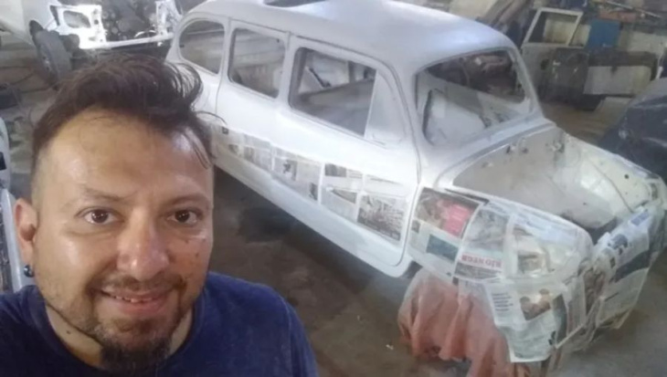 loco por los fierros: armó una limusina con un fiat 600 y se volvió viral