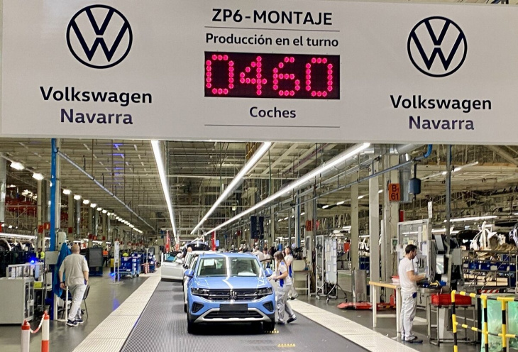 volkswagen t-cross 2024: el suv pequeño se renueva para seguir con sus grandes ventas