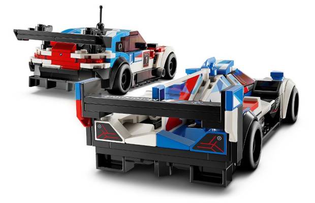 bmw m convierte sus coches de le mans en increíbles réplicas de lego