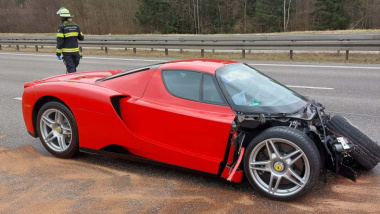 Este Ferrari Enzo, destrozado en una Autobahn alemana