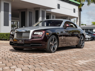 Un 2×1 para conductores ricos: compran un Bugatti y reciben un Rolls-Royce de regalo