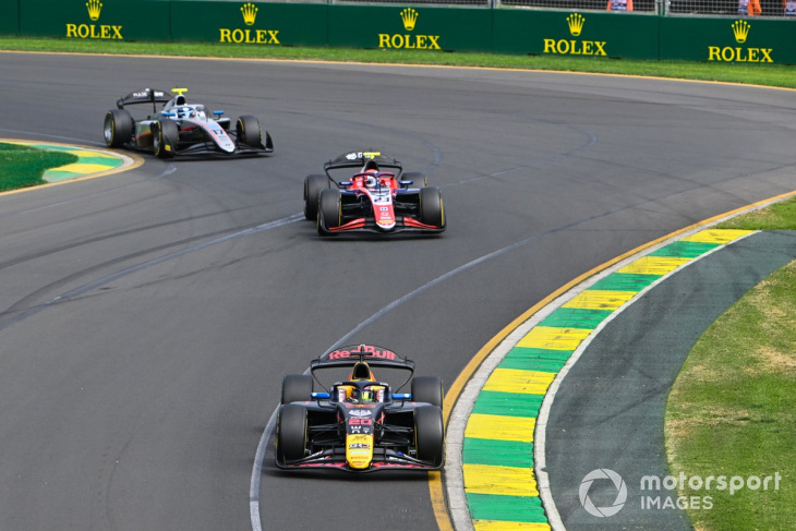 f2 australia: hadjar gana la carrera principal; colapinto y villagómez en puntos