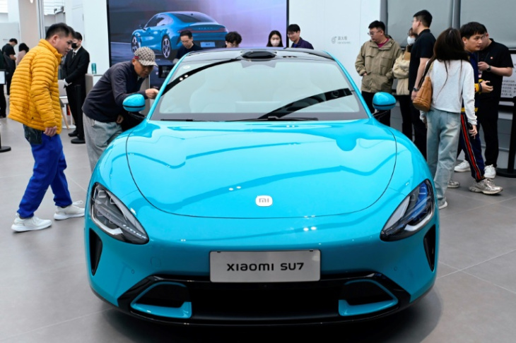 xiaomi entra en el mercado del automóvil con un coche eléctrico