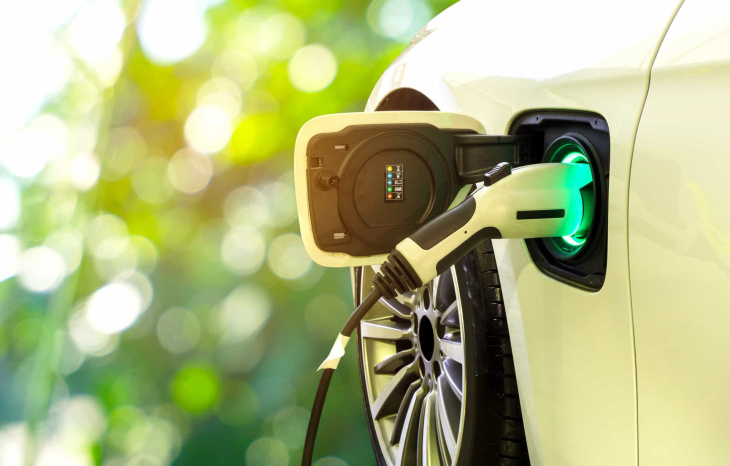 españa 2050: ¿los autos eléctricos son la mejor opción para el futuro?