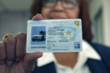 Un Hyundai IONIQ 5 robotaxi aprueba el examen del carné de conducir en Las Vegas
