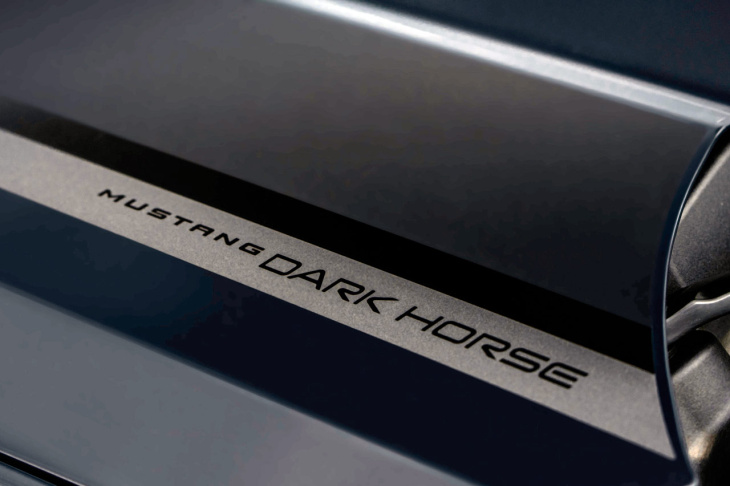 prueba: ford mustang dark horse 2024
