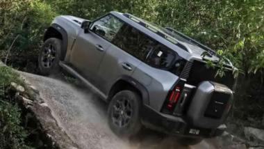 El Land Rover Defender de 18.000 euros es un digno 4x4
