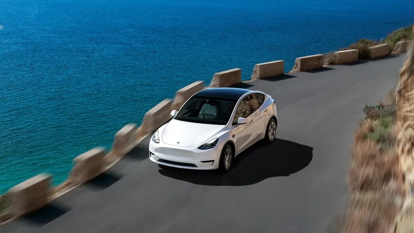 La gama del Tesla Model Y se amplía con la versión Long Range RWD: 600 km de autonomía desde 48.990 euros