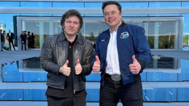 Después de su reunión con Milei, Elon Musk aplicará la motosierra en Tesla despidiendo a miles de empleados