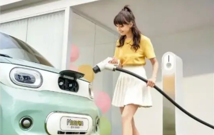 este auto eléctrico chino de 120 mil pesos es rival de tesla: ¿dónde lo puedo comprar?
