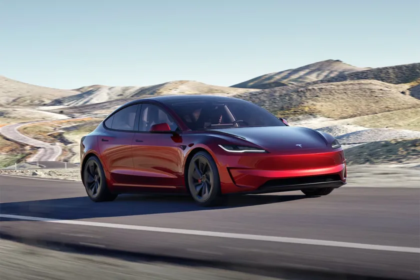 Ya es oficial: llega el nuevo Tesla Model 3 Performance, el más potente con 510 CV y el más veloz hasta la fecha