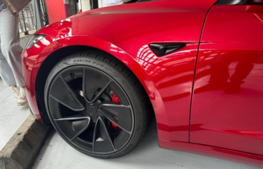 El nuevo Tesla Model 3 Performance se deja ver con todo lujo de detalles antes de su presentación