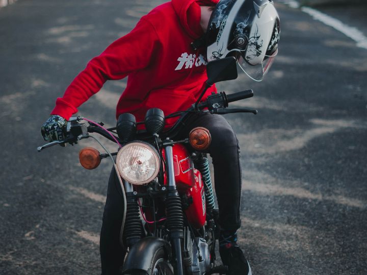 cámara de diputados prohíbe a menores de 12 años viajar en motocicleta