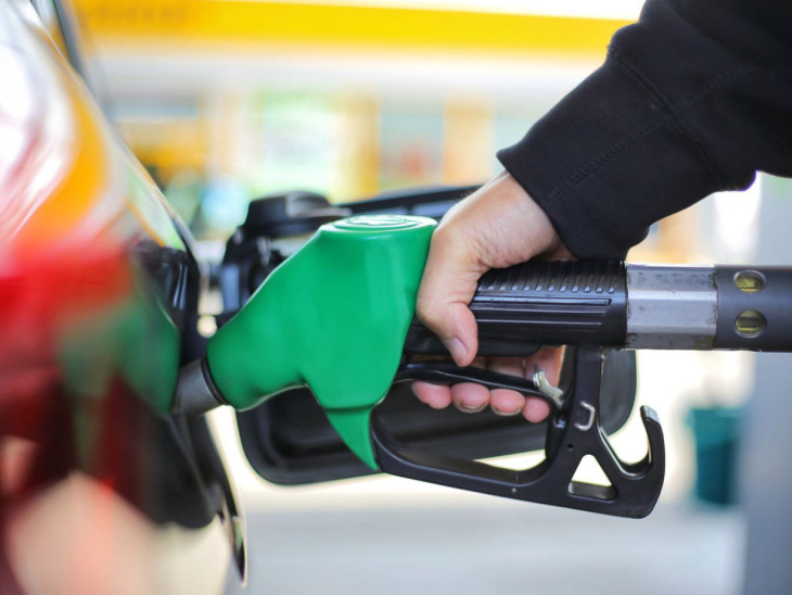 precio de la gasolina hoy jueves 2 de mayo del 2024, ¿subió o bajó?
