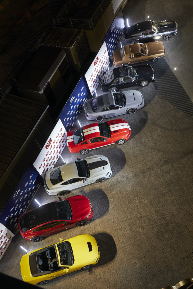 es el deportivo más vendido del mundo y uno de los más longevos: repasamos las seis décadas del ford mustang